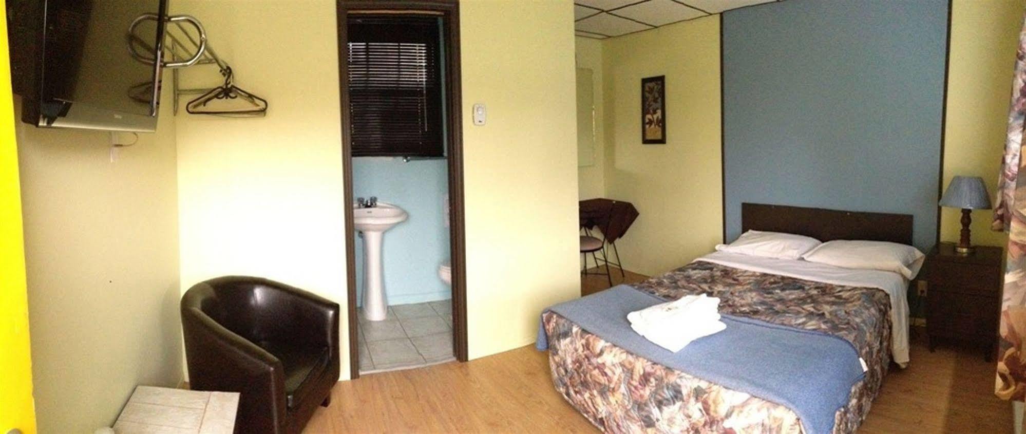 Motel Spring Chateau Richer Bagian luar foto